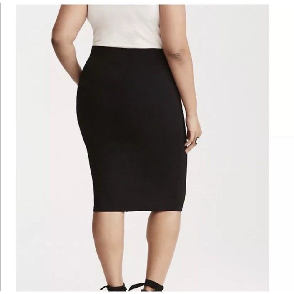 Torrid Black Skirt Stretch Goth Plus Size 4 4X Whimsygoth Witch Boho Casual Slit - Picture 6 of 6